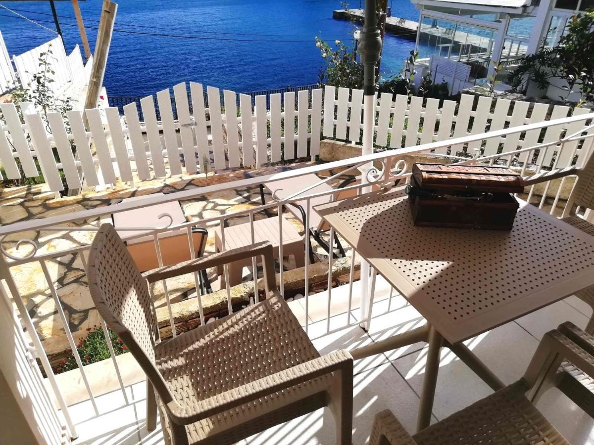 Apartamento Sea Rose Kassiopi Exterior foto